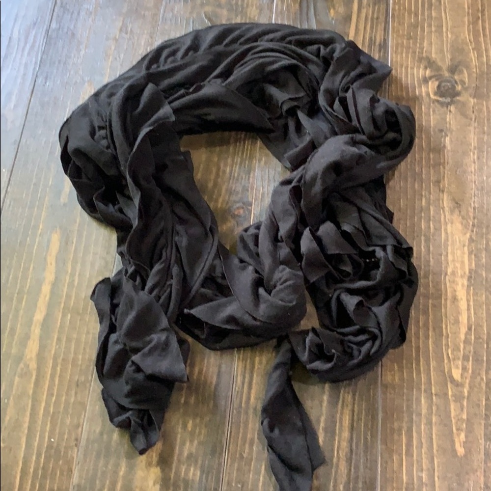 Black scarf